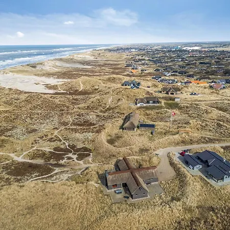 Architect-designed Activity House With A Unique Location - 1024 *