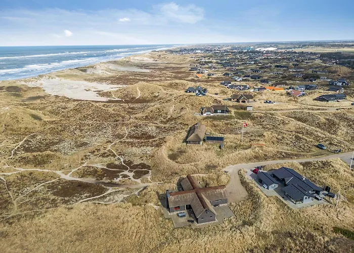 Architect-designed Activity House With A Unique Location - 1024 *