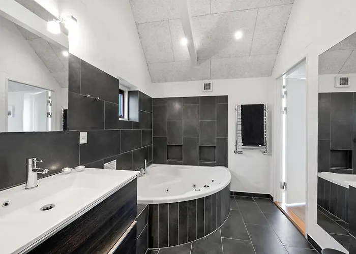 Architect-designed Activity House With A Unique Location - 1024 Ringkøbing